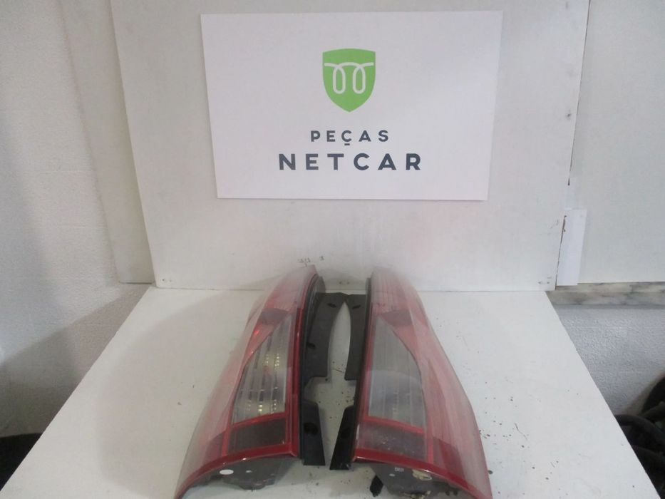 Farol Farolim Trás Direito citroen C4 grand picasso 2007