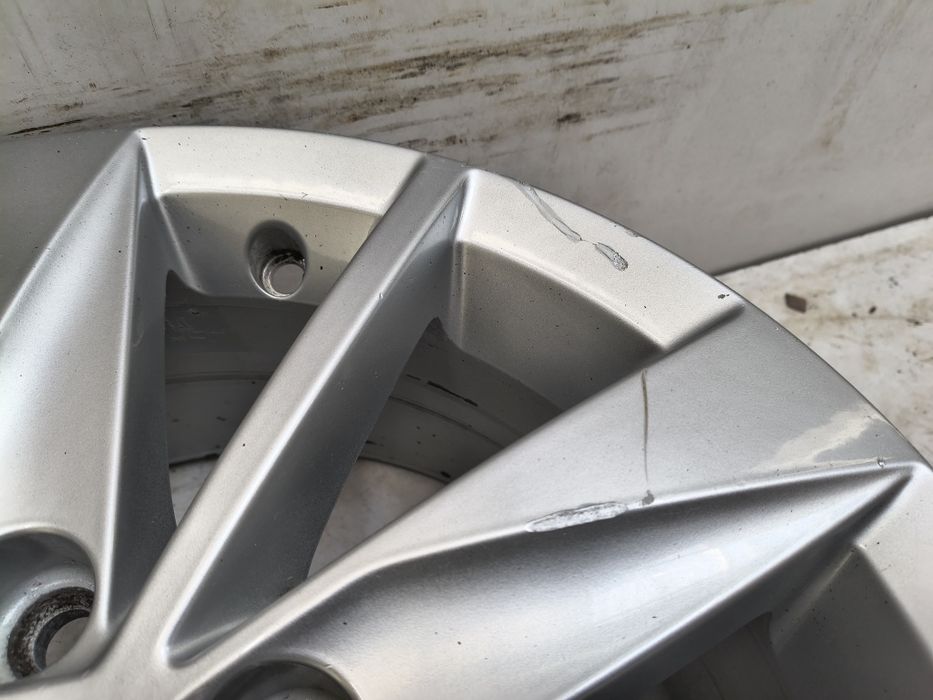 Felgi aluminiowe 15 Vw Golf Touran Passat 5x112