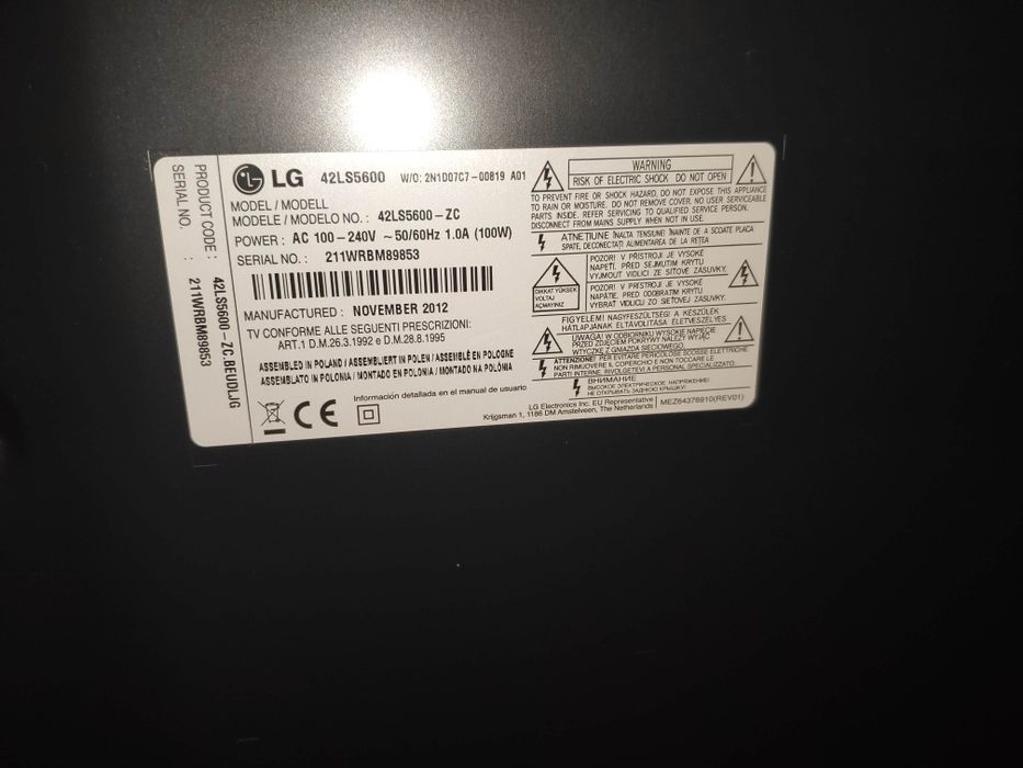 TV LED LG  LCD 109cm