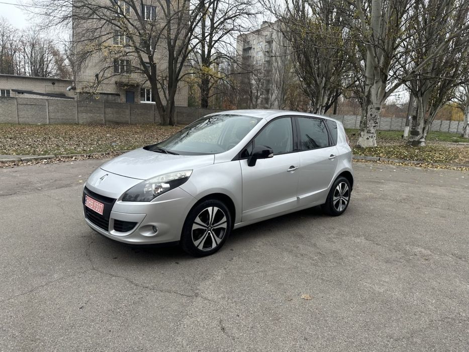 Авто рено сценик 2011. 1.6 дизель