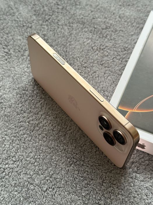 Продам IPhone 16 PRO MAX 256 Neverlock