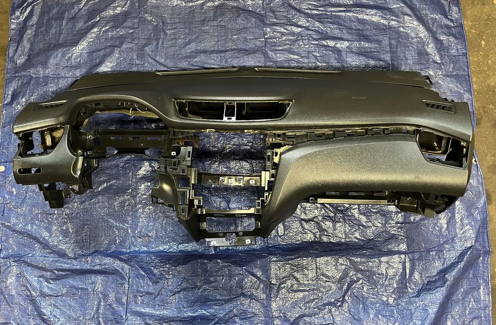 KONSOLA DESKA ROZDZIELCZA NISSAN QASHQAI II J11 ORYGINAŁ