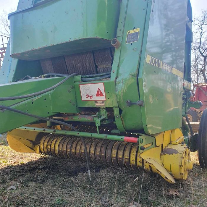 продам рулонний прес підбирач джон дир 550