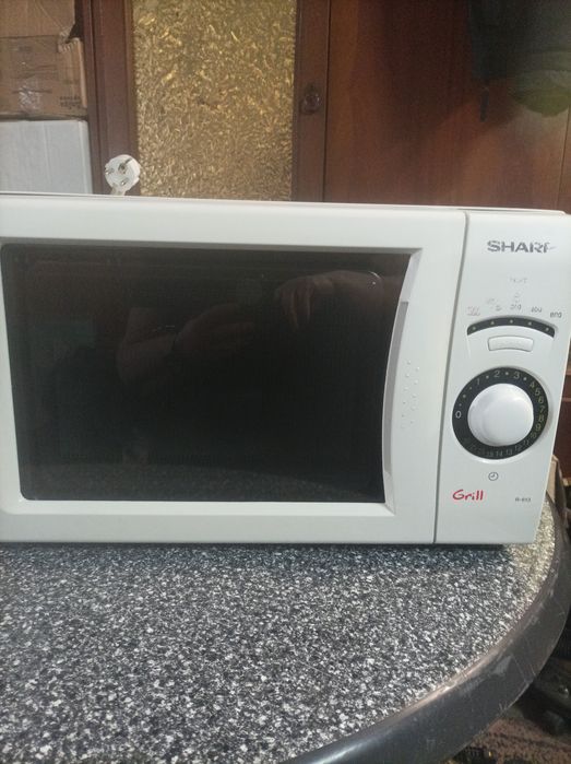 Мікрохвильова піч Sharp Grill P 613.