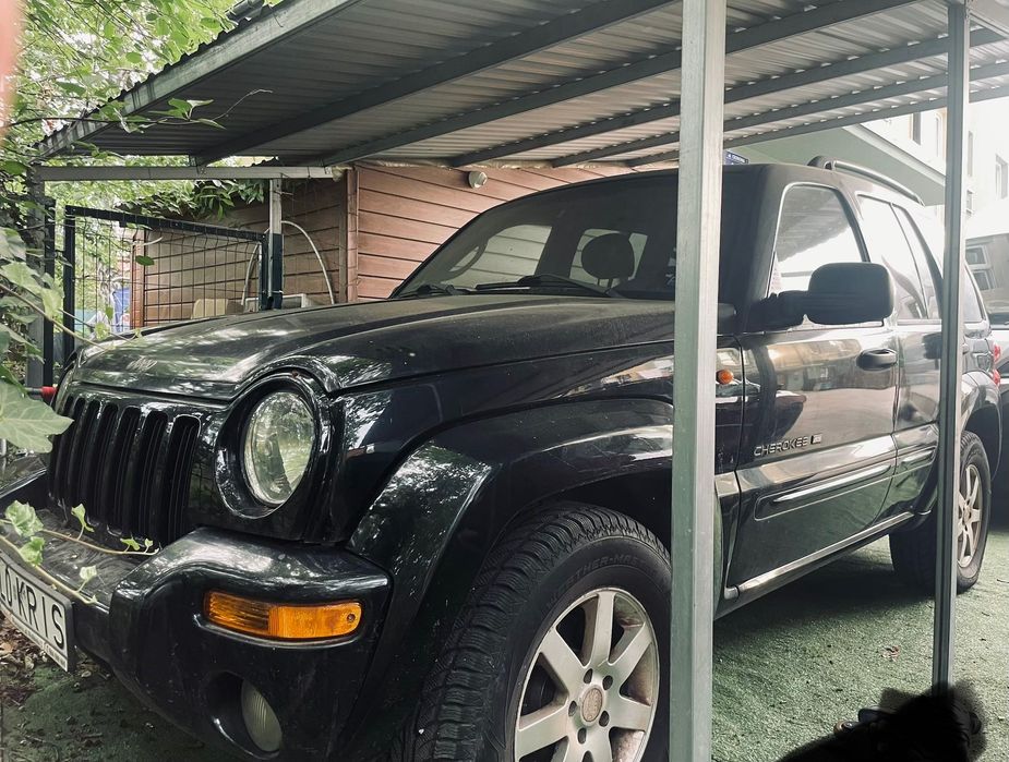 Jeep Liberty KJ 3.7 V6 Limited 2003 | zdrowa blacha | dużo zrobione