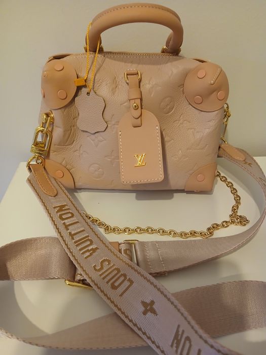 Elegancki kuferek damski Louis vuitton