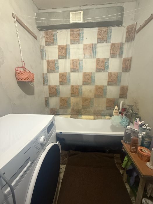 Продаж двох кімнатної квартири. Васильків.