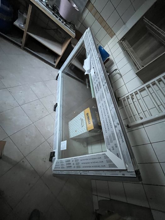 Sprzedam Nowe Drzwi Zewnetrzne 3 szybowe,Szklane.