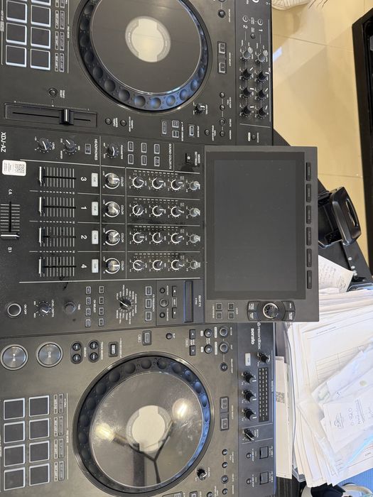 Controladora AlphaTheta XDJ-AZ
