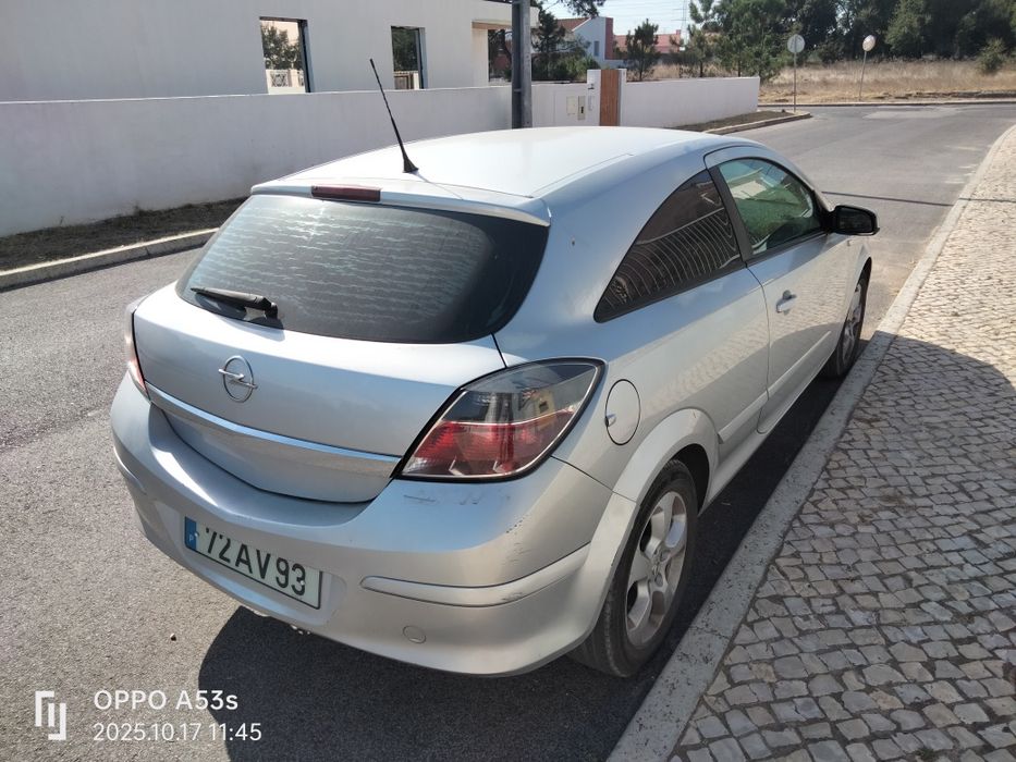 Opel Astra GTC 1.3 cdti