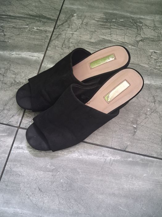Klapki Primark 38