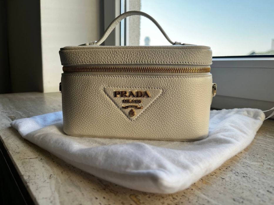 Prada vanity сумка