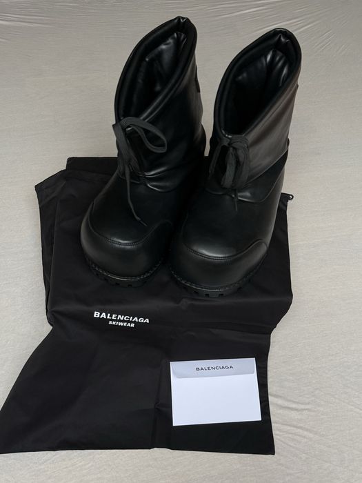 Balenciaga Alaska Leather Boots