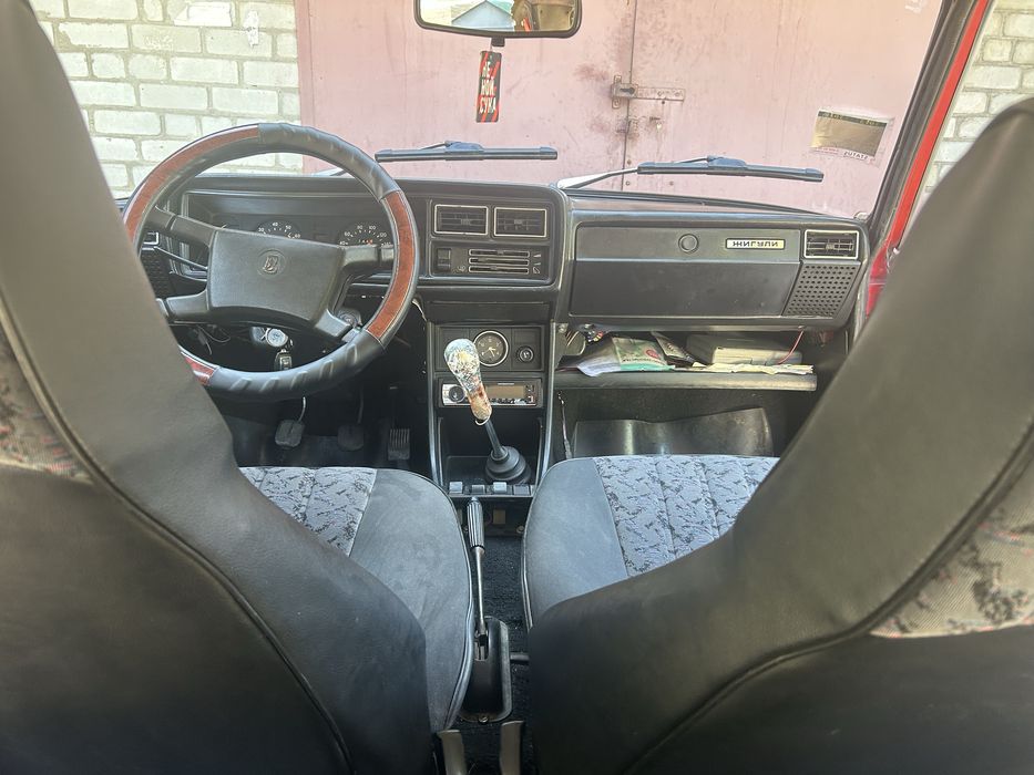 ВАЗ / Lada 2107 1987 VIN XTA210700H0294397 фото оголошення 8 з 10