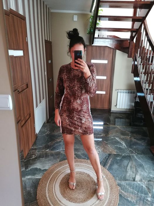 Sukienka ołówkowa panterka