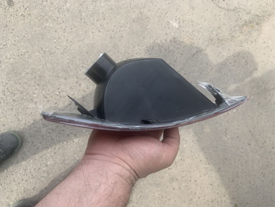 Катафот задній стоп Фонарь в бампер Ford Kuga escape USA