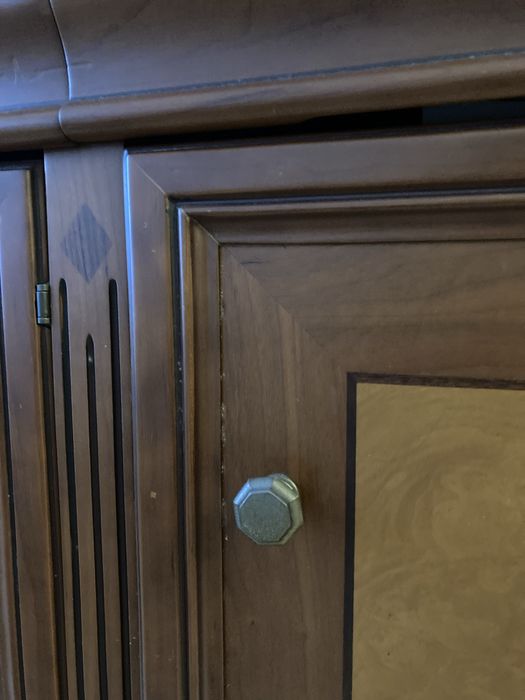 Movel/louceiro em cerejeira