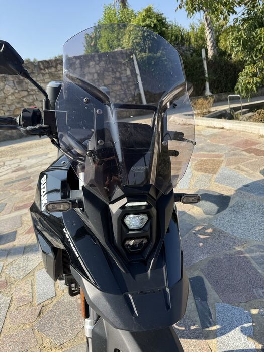 Suzuki Vstrom 800 RE