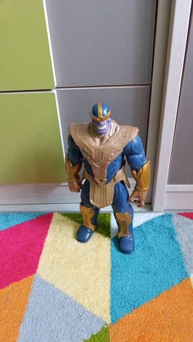 Figurka Thanos z Avengers