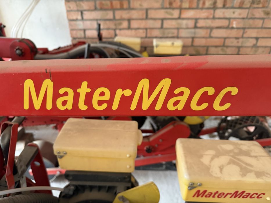 Овочева сівалка MaterMacc