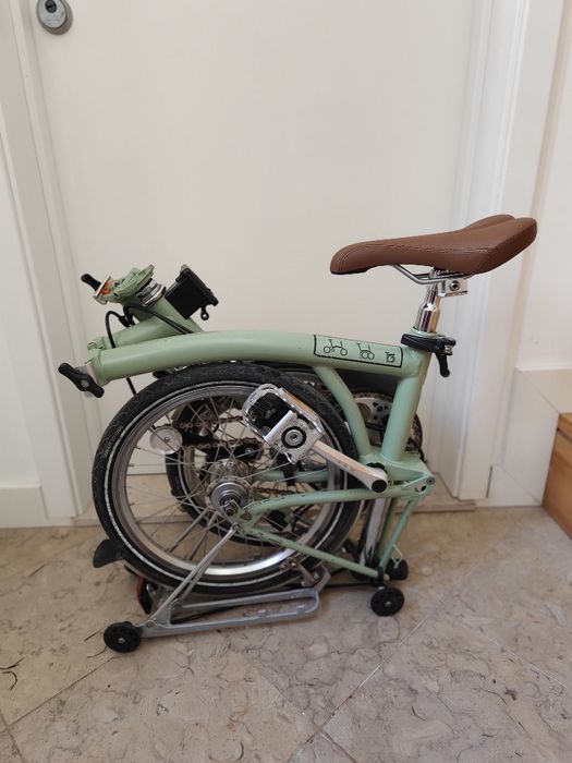 Vendo bicicleta dobrável Brompton guiador M de 3 velocidades
