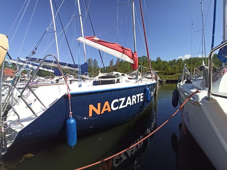 Sprzedam jacht Twister 26 nr 4