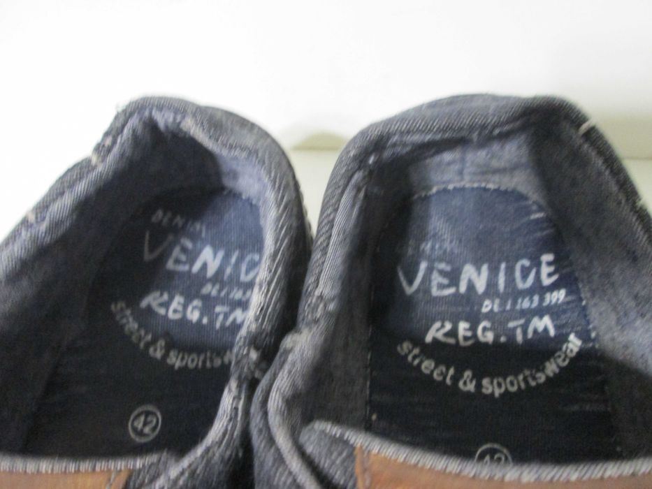 Кроссовки Мокасины Кеды мужские Adidas  Venice 42 размер