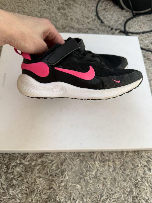 Кросівки   Nike  30