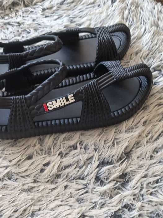 Czarne sandały męskie SMILE