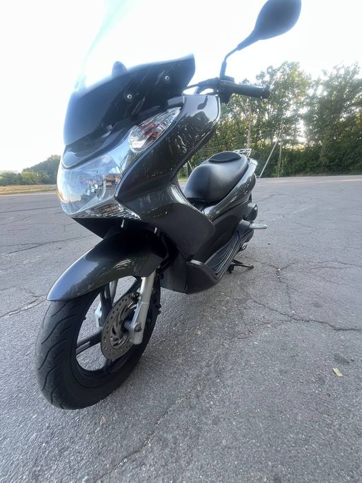 Honda pcx 150 максі скутер