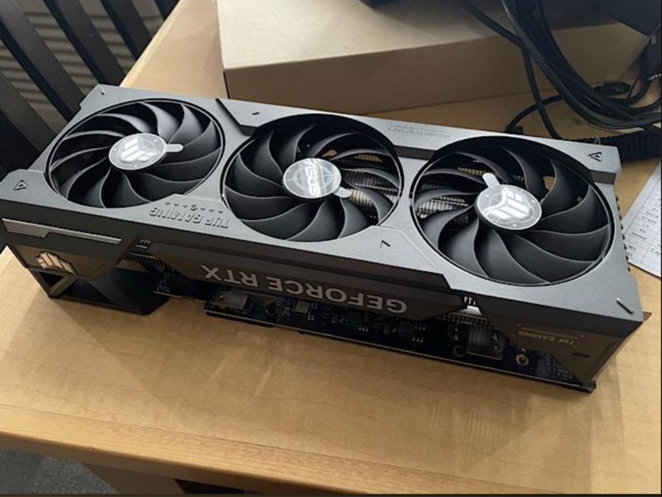 Nvidia rtx 4070 Ti Super OC