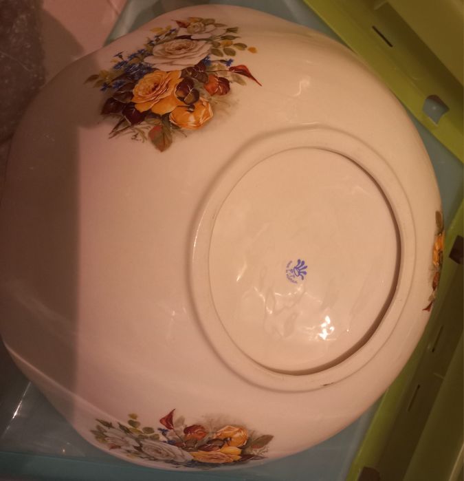 Conjunto de jarro, bacia e 2 castiçais