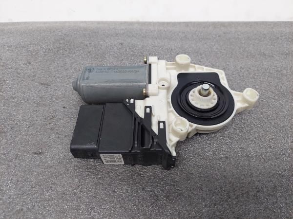 Motor vidro trás direito VOLKSWAGEN Golf IV (1J1)
