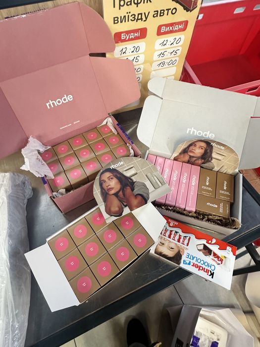 Rhode‼️ black friday ОРИГІНАЛ румʼяна,блиск,косметичка,олівець