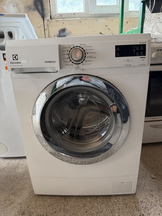 Продам пральну машину Electrolux