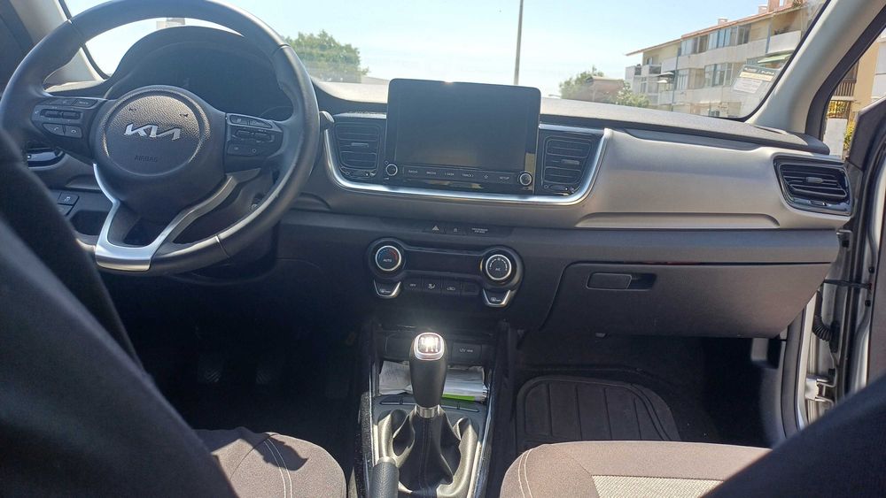 kIA STONIC WAVE 1.0 TGD 100CV cinza 19000 KM / NOV 2021