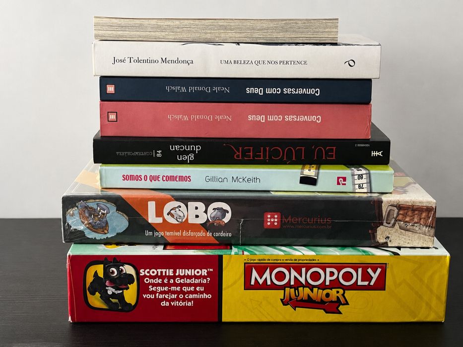 Livros  e  Jogos