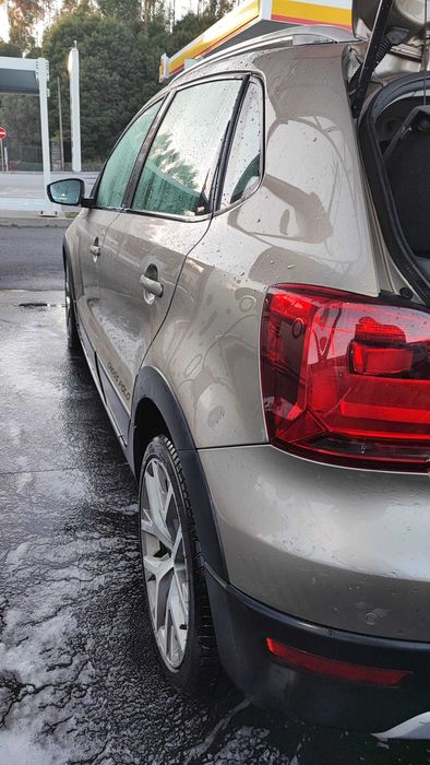 Volkswagen Polo Cross 1.4 TDI 90cv - 2017 — photo 3