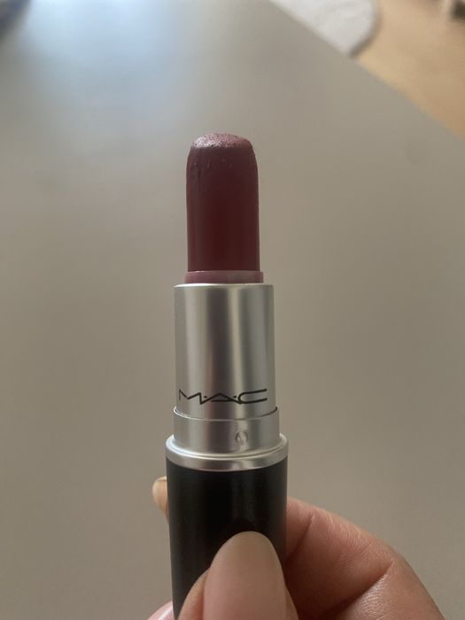 Pomadka Mac kolor russian red matowa