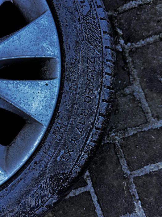 Продам 1  штуку диск  на бмв #17 та блоки комфорта для е 60