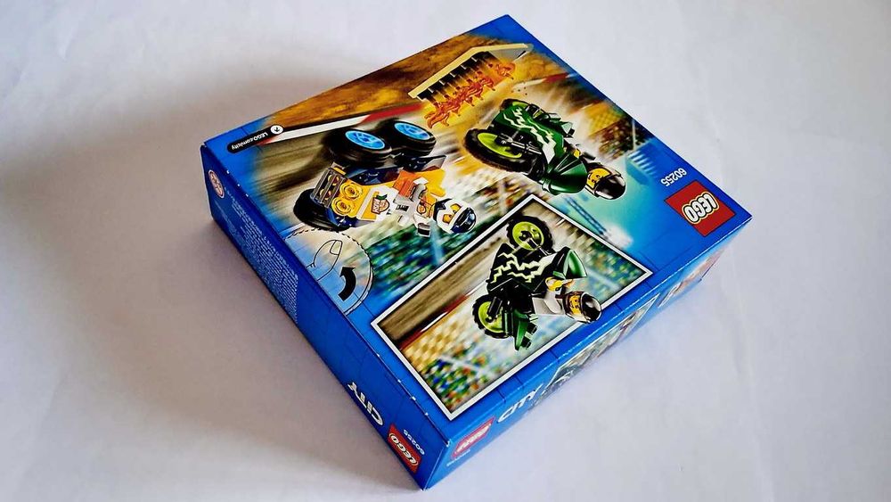 Lego City Race 60255 Stunt Team selado