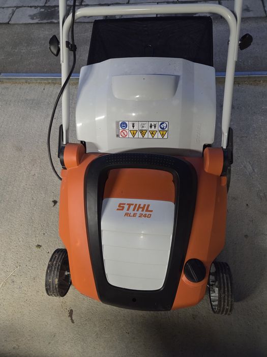 STIHL Wertykulator elektryczny RLE 240