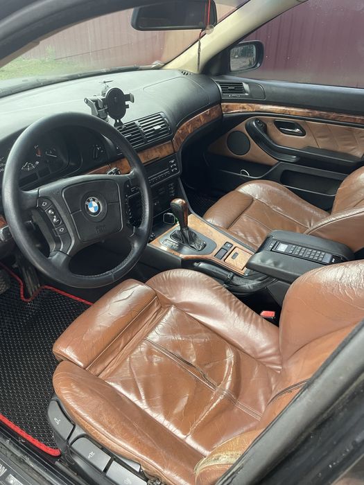 Продається бмв е39