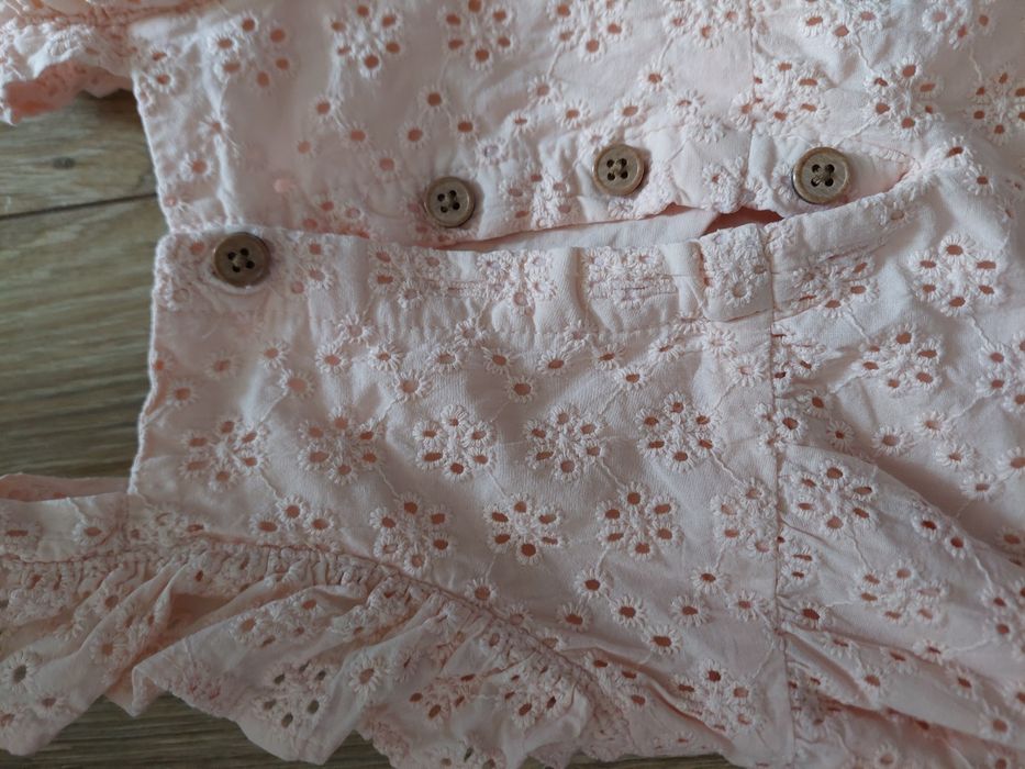 Ogrodniczki, kombinezon Primark 74