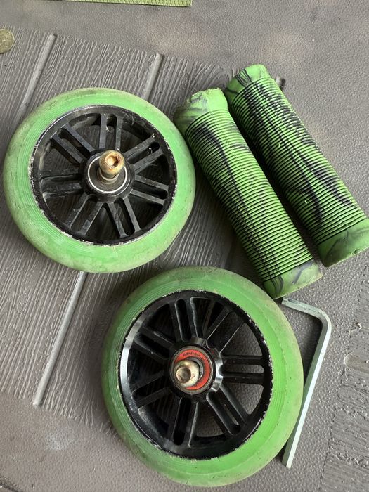 Колёса и ручки на трюковый самокат