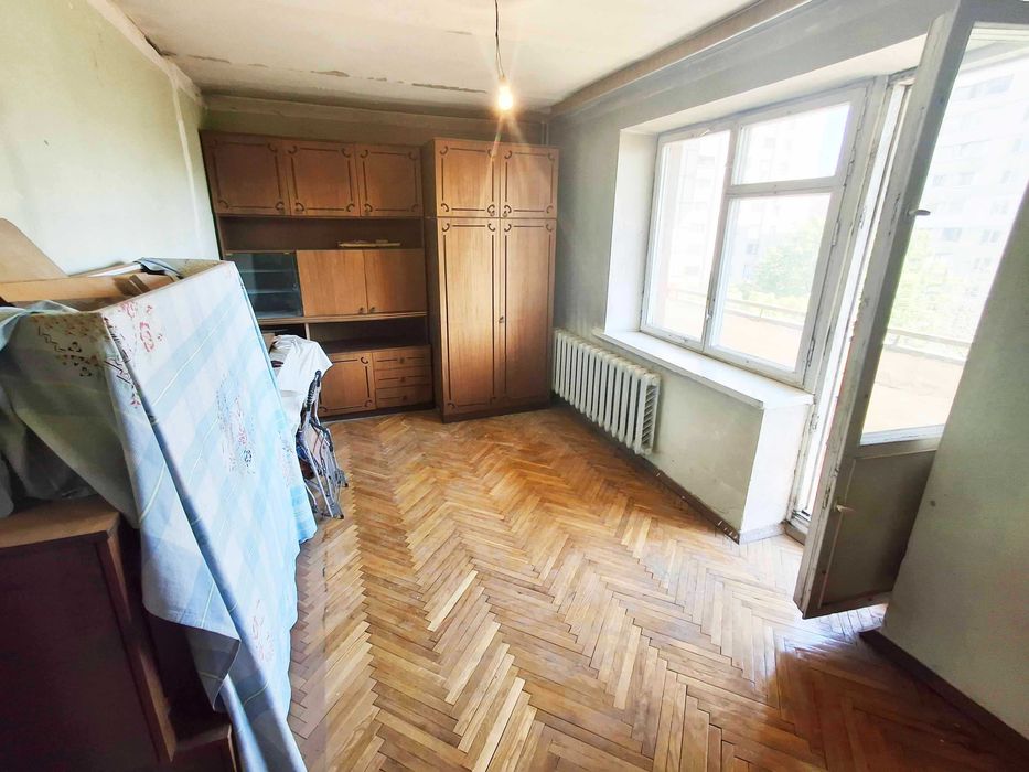 Продаж 2к квартири на Борщагівці, 53м2, пр-кт Курбаса 3, цегла, кімнати окремі, є ГАЗ