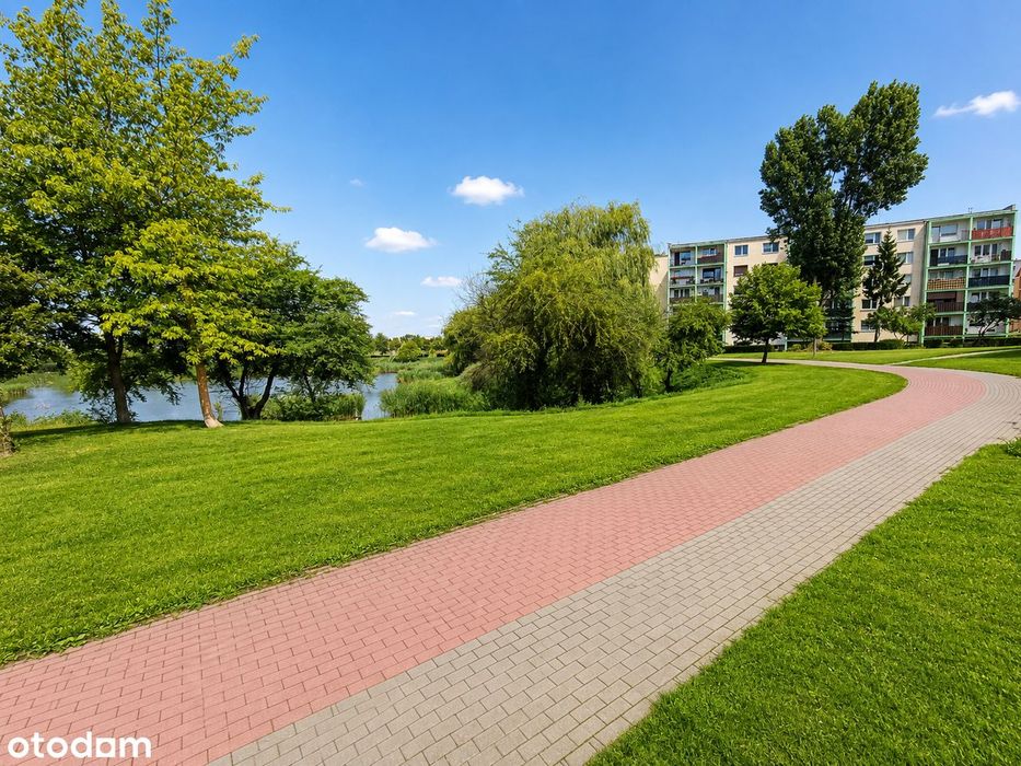 Jasne, przestronne mieszkanie 65,67 m² z widokiem na staw i zieleń