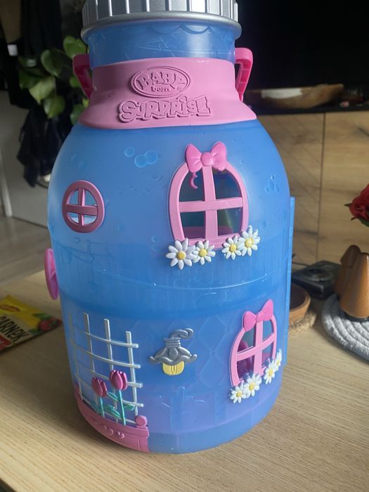 Domek dla lalek  baby born surprise