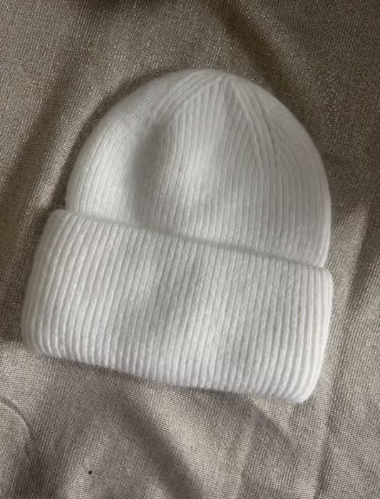 Шапка біла 100% вовна