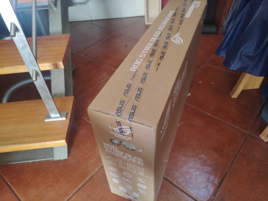 ROG Strix XG32UCWMG WOLED 31.5" 4K-240Hz/FHD-480Hz (NOVO em Caixa)